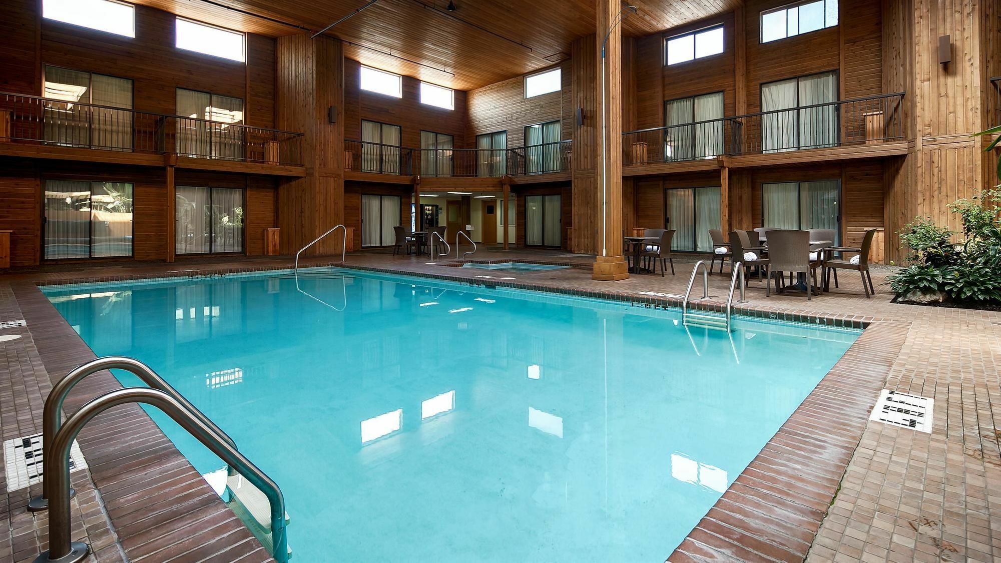 Surestay Hotel By Best Western Chilliwack Exterior foto